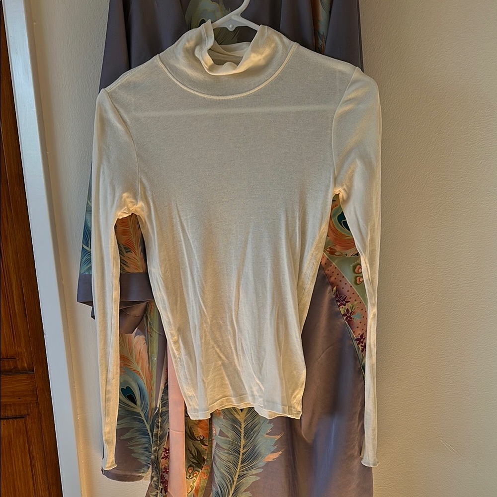 Chic Cream Turtleneck Top
